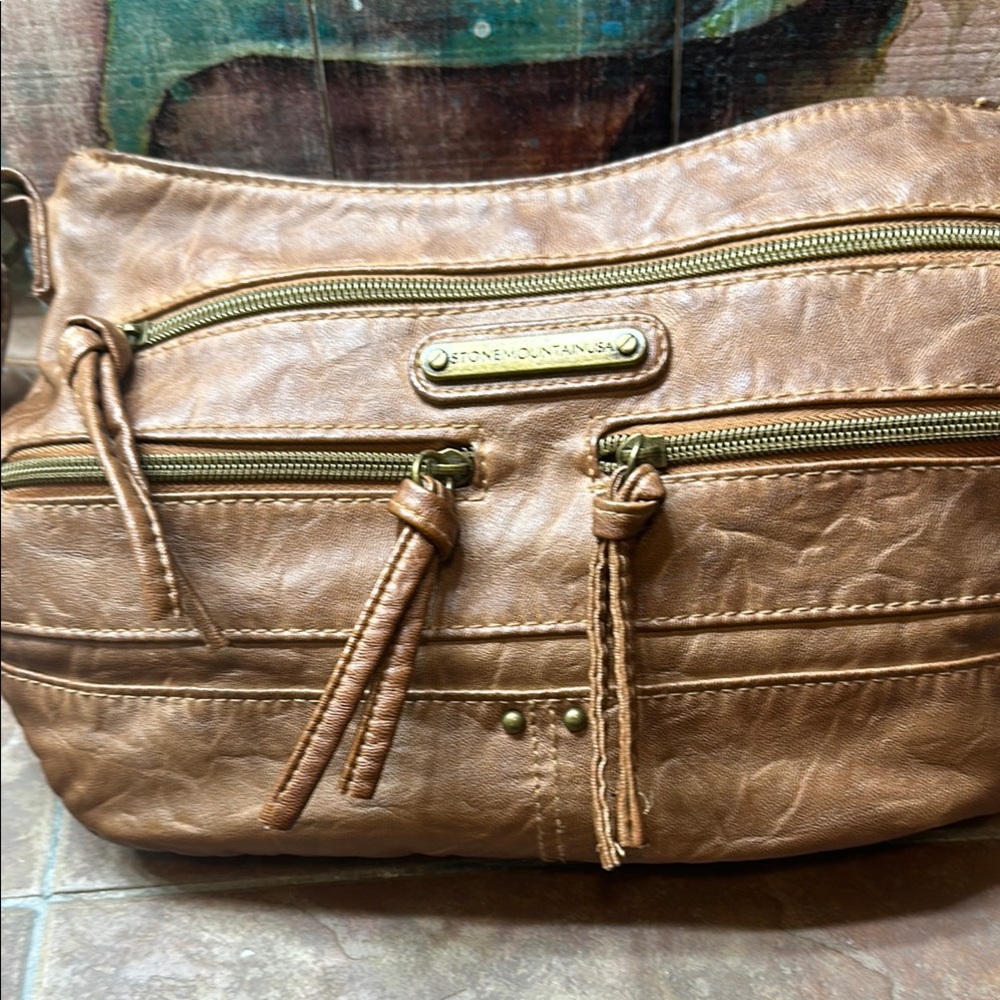Stone Mountain Accessories Brown Shoulder Bag